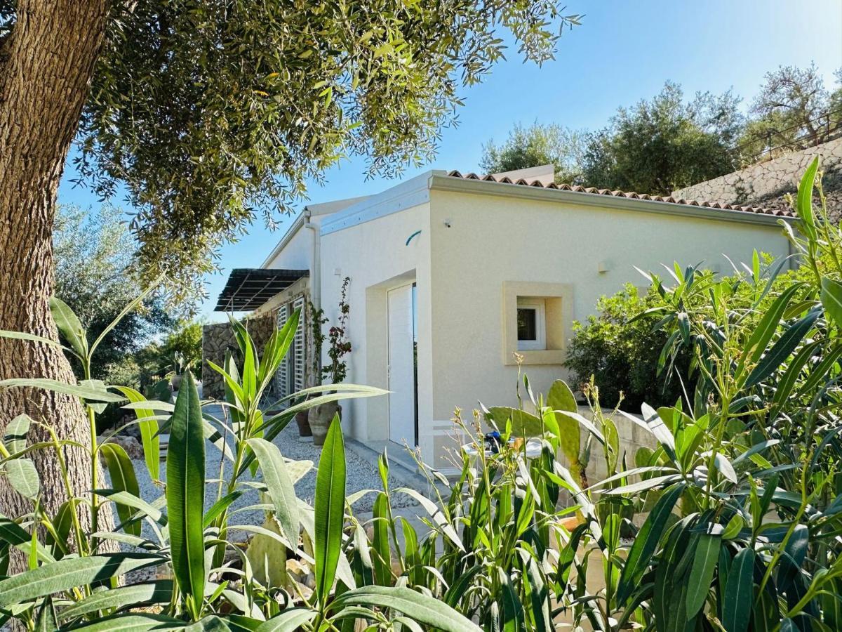 Azalo Country House Noto Buitenkant foto