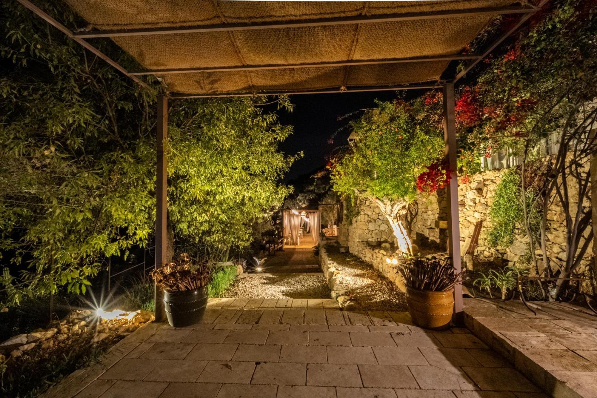 Azalo Country House Noto Buitenkant foto